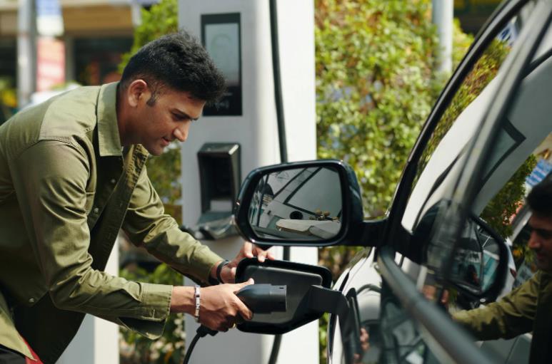 What a Microinsurance Product for EV Battery Rentals Could Include
                                        Coverage Features