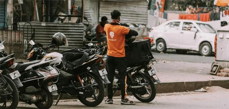 Designing Financial Services for Irregular Incomes
                          